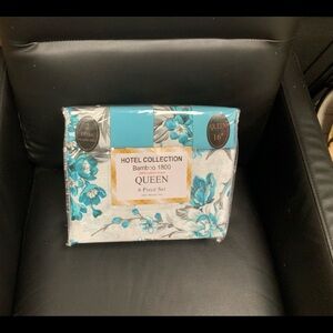 6 piece Queen sheet set